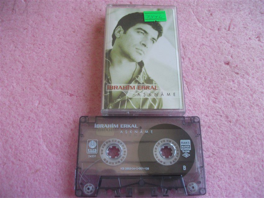 دانلود آلبوم فوق العاده شنیدنی از Ibrahim Erkal بنام Aşkname  [2002] Ibrahim Erkal